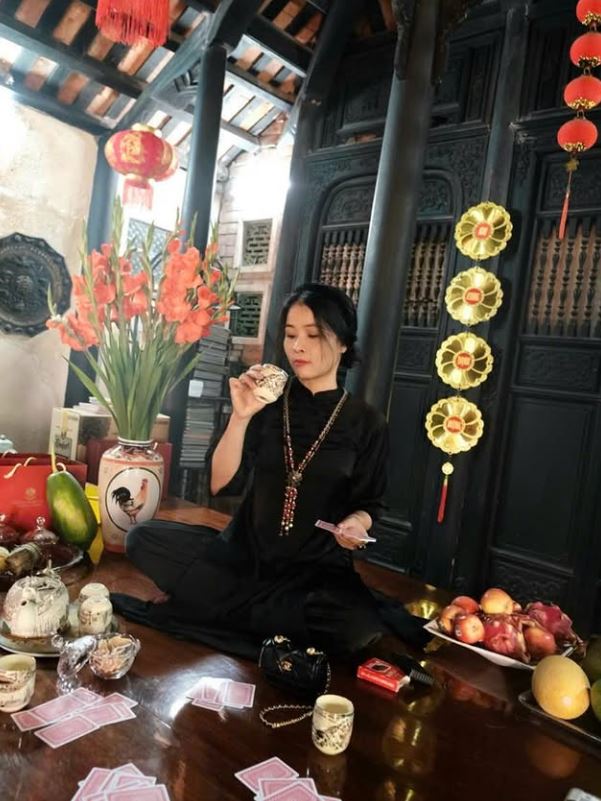 Cô Hai Vintage founder archive portrait, third view